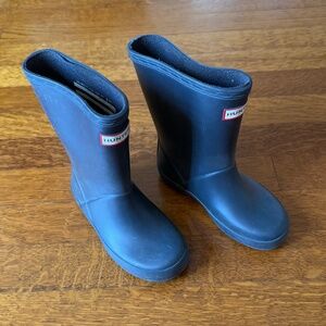Hunter navy kids rain boots